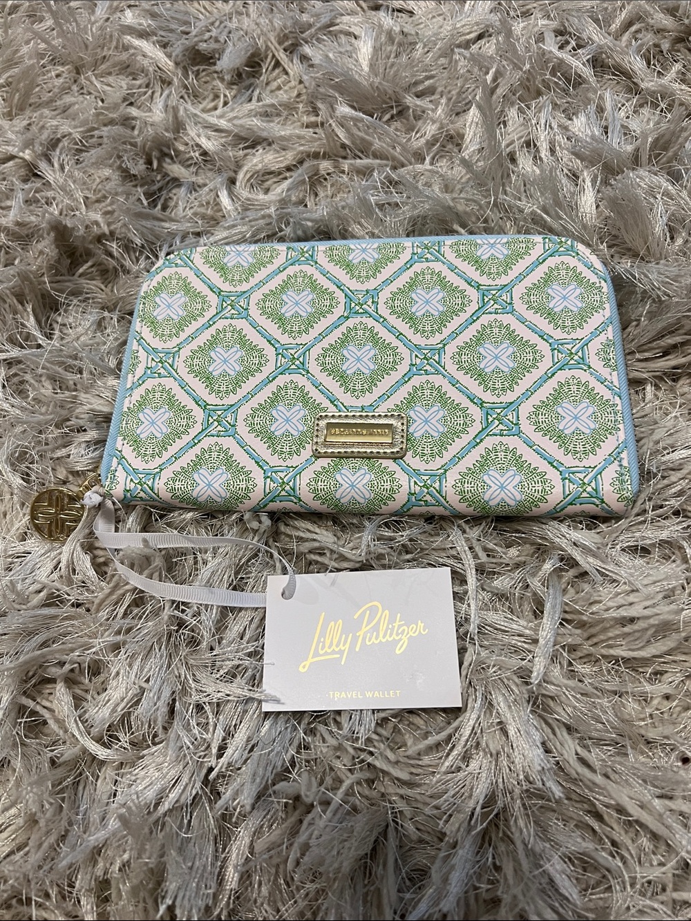 Lilly Pulitzer Green and Cream Tile-Print Travel Wallet